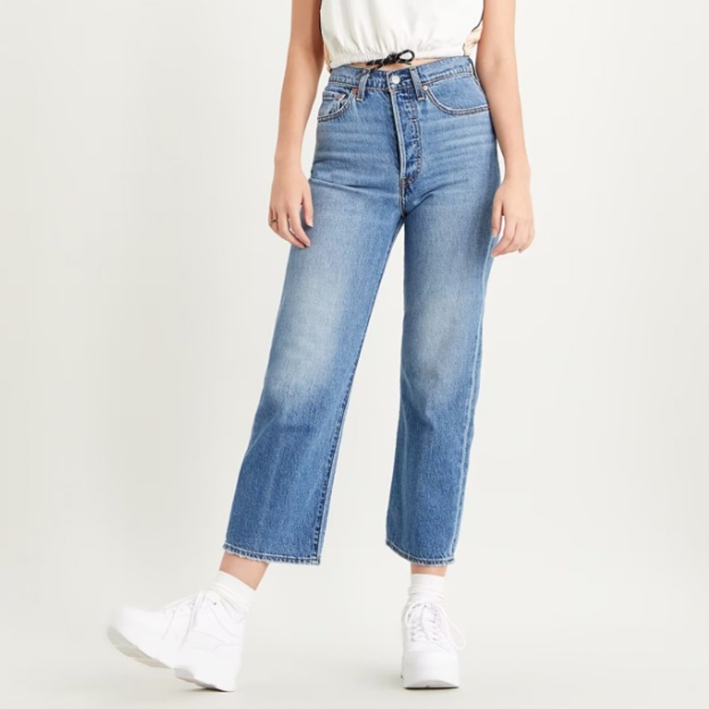 Levi’s Ribcage Straight Ankle Denim Jeans Size 26 Button Fly